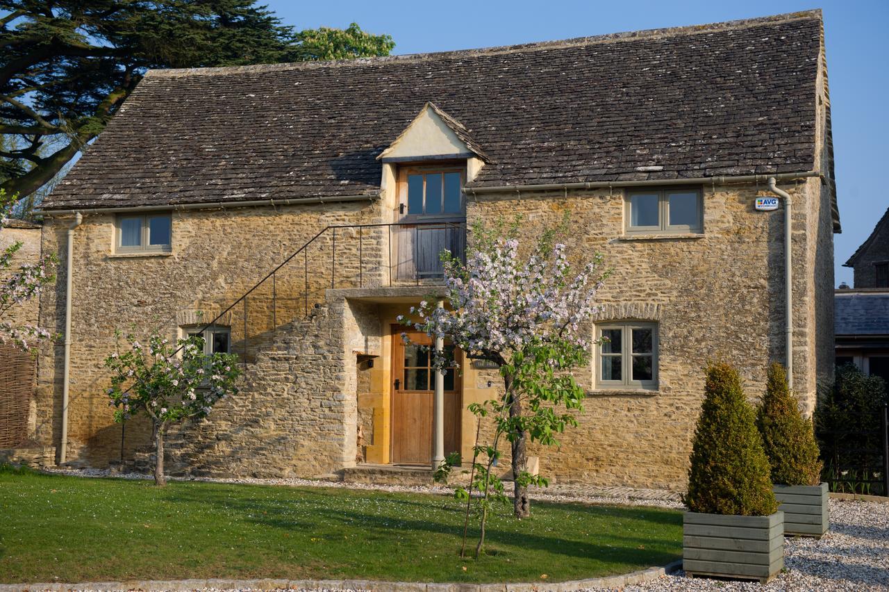 Thyme Hotel Lechlade Exterior photo